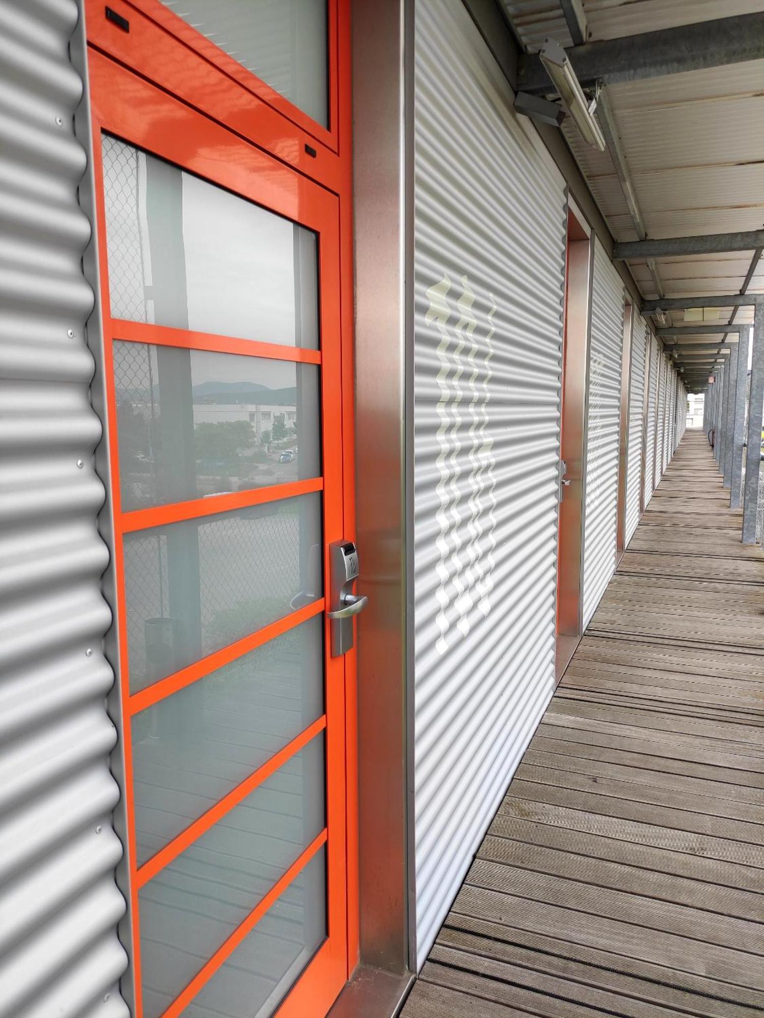 Orange Wings Wiener Neustadt Ngoại thất bức ảnh